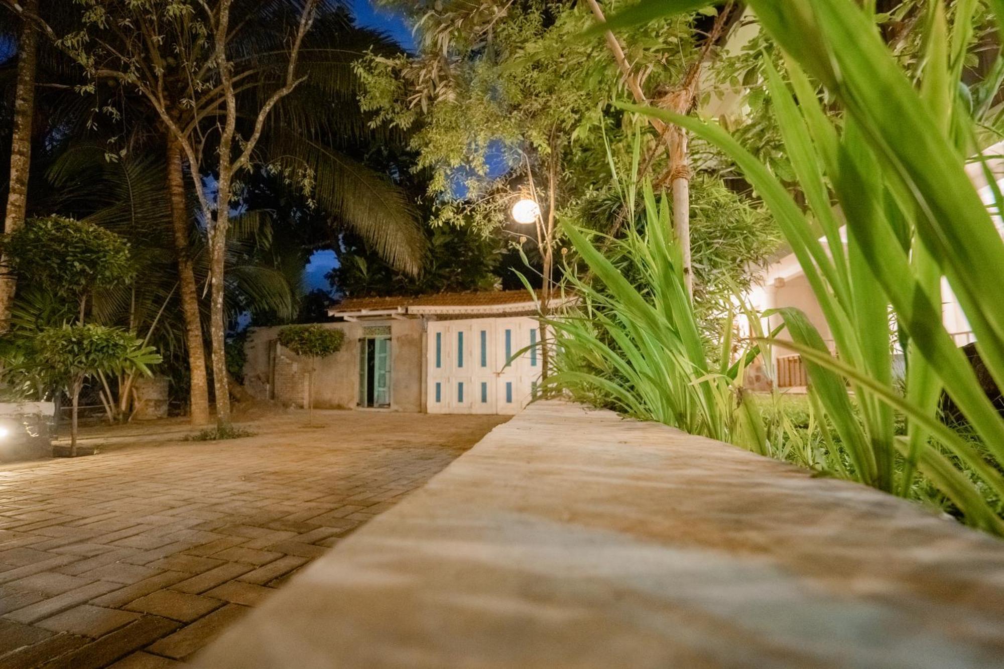 French Garden Kandy Exterior photo